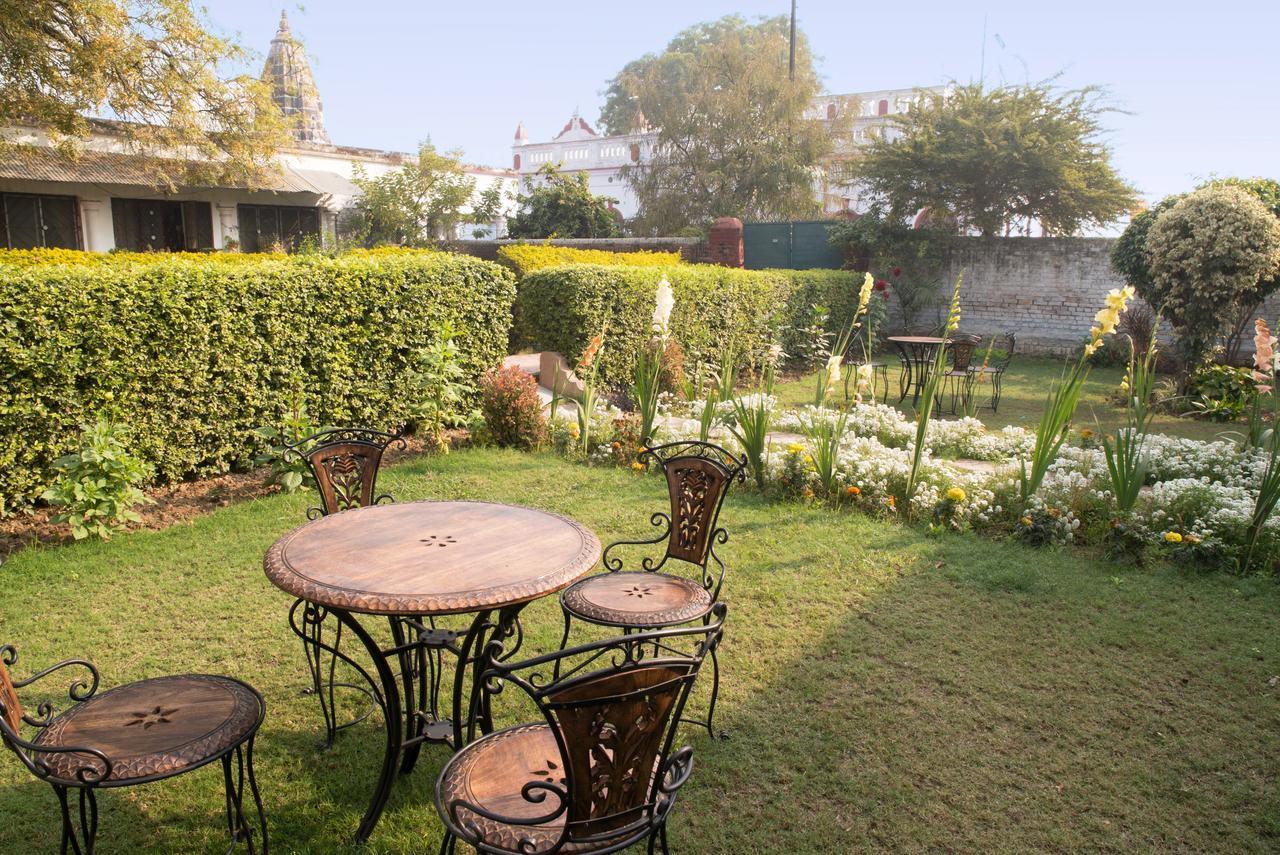 Panchkote Raj Ganges Bed and Breakfast Varanasi Eksteriør billede